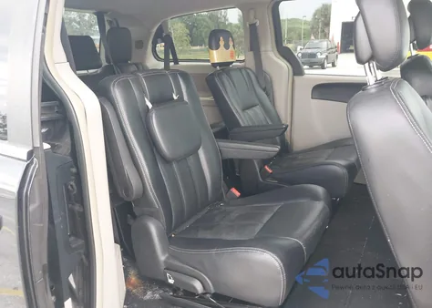 2015 Chrysler Town & Country Touring from USA, damaged, VIN 2C4RC1BG9FR715405